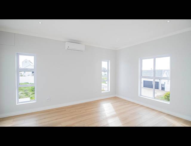 3 BEDROOM HOUSE FOR SALE IN SHELLEY POINT